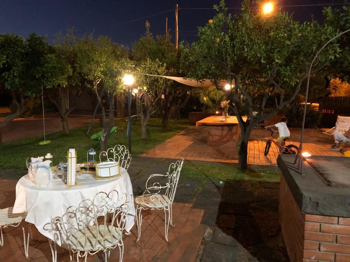 Villa Carolea Acireale Eksteriør billede
