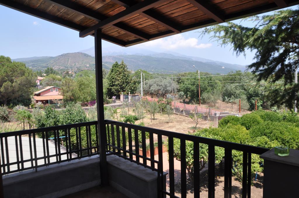 Villa Carolea Acireale Eksteriør billede